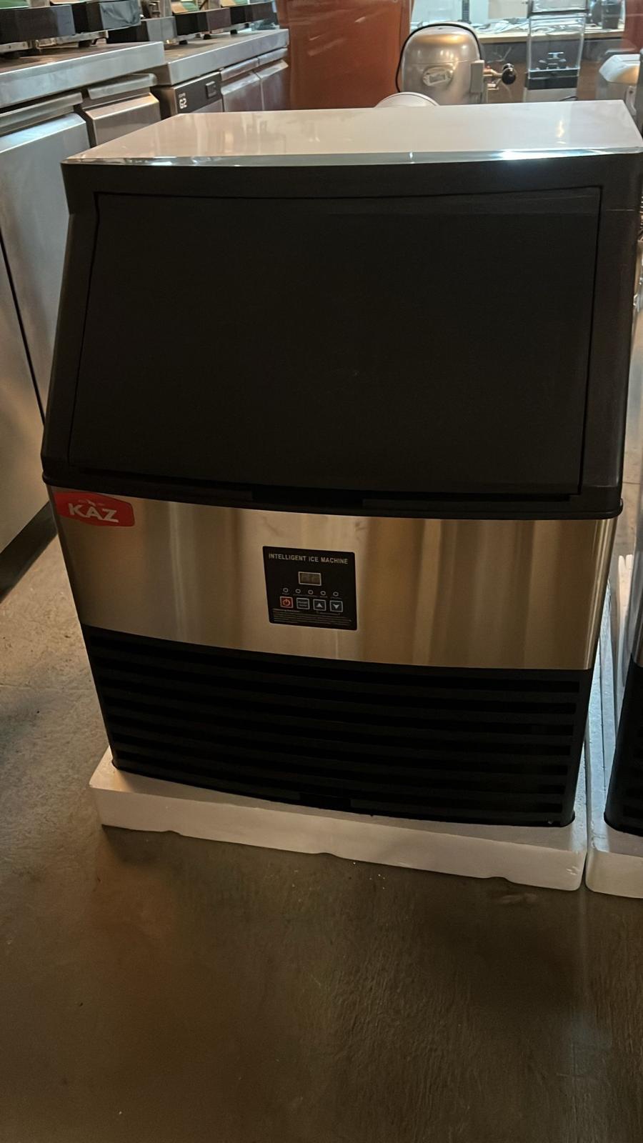 a21ee373-0c11-418c-85cb-c30b34e0e7d9-1.jpeg ICE MAKER - Image 1