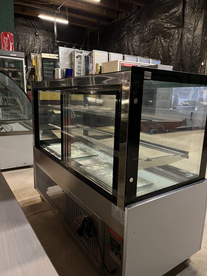Commercial Cake Fridge Display - Image 5