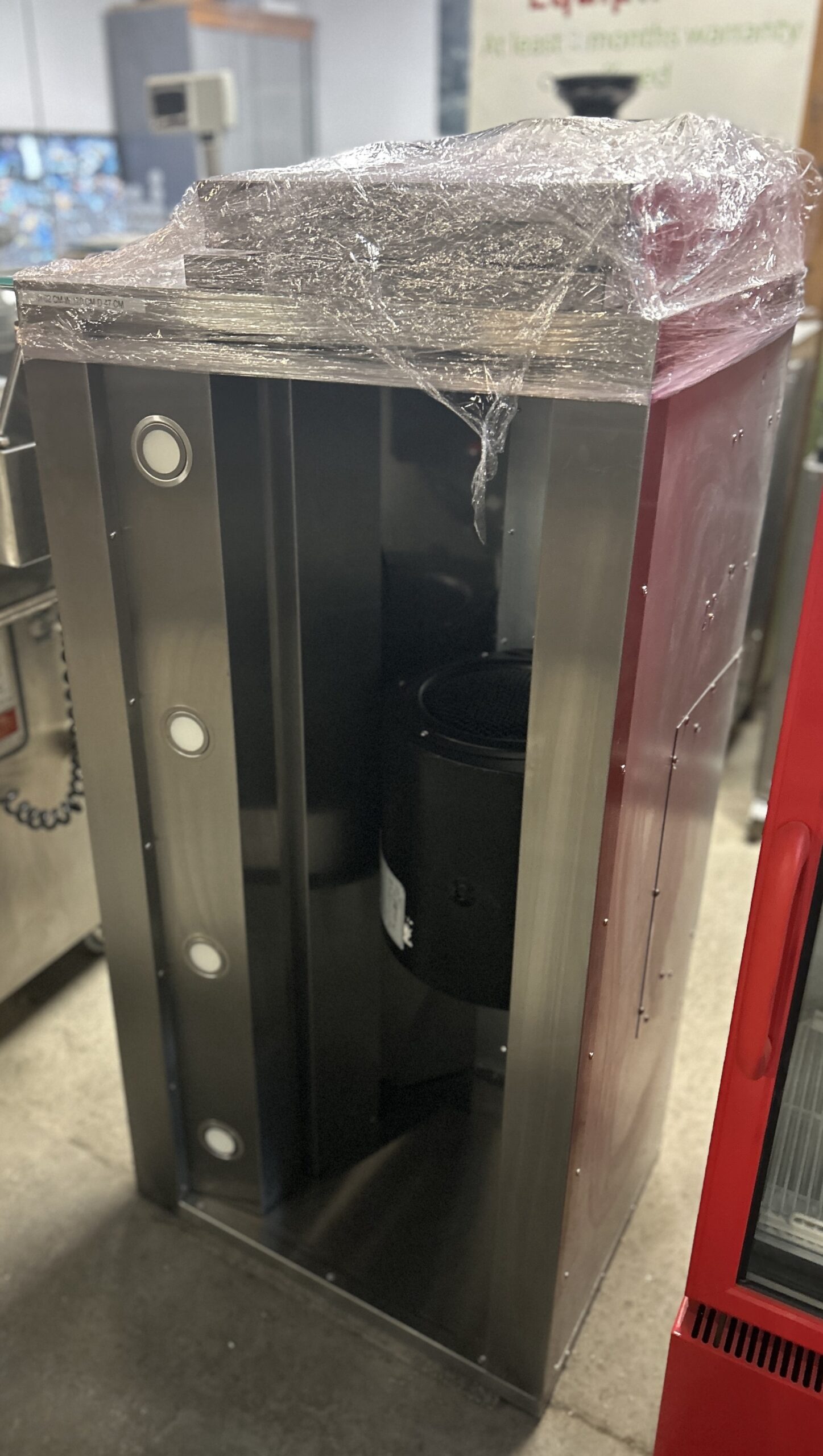 img_0431-scaled-1.jpeg Extractor Fan/Hood - Image 1