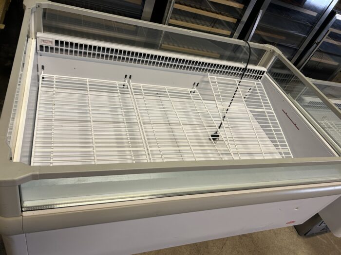 Air land Display Freezer - Image 2