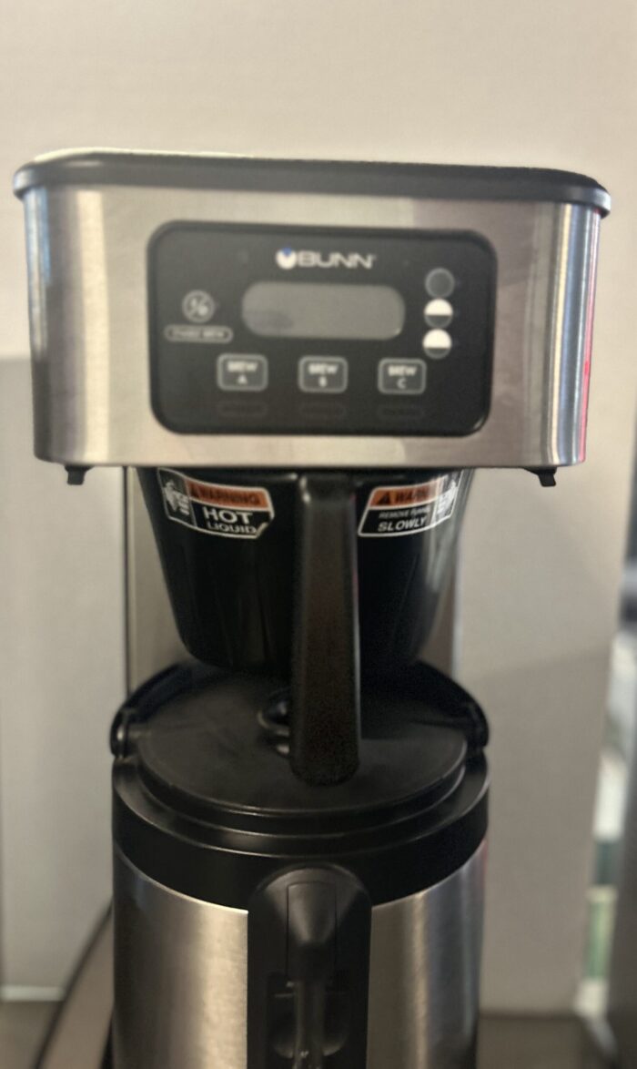 Infusion Coffee Brewer with Thermal Server (1.5 Gallon) - Image 4