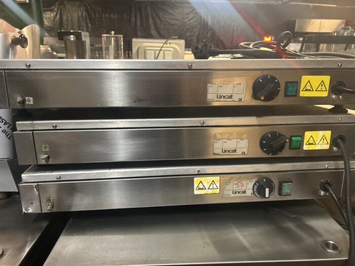 Lincat seal counter top heated display base - Image 2