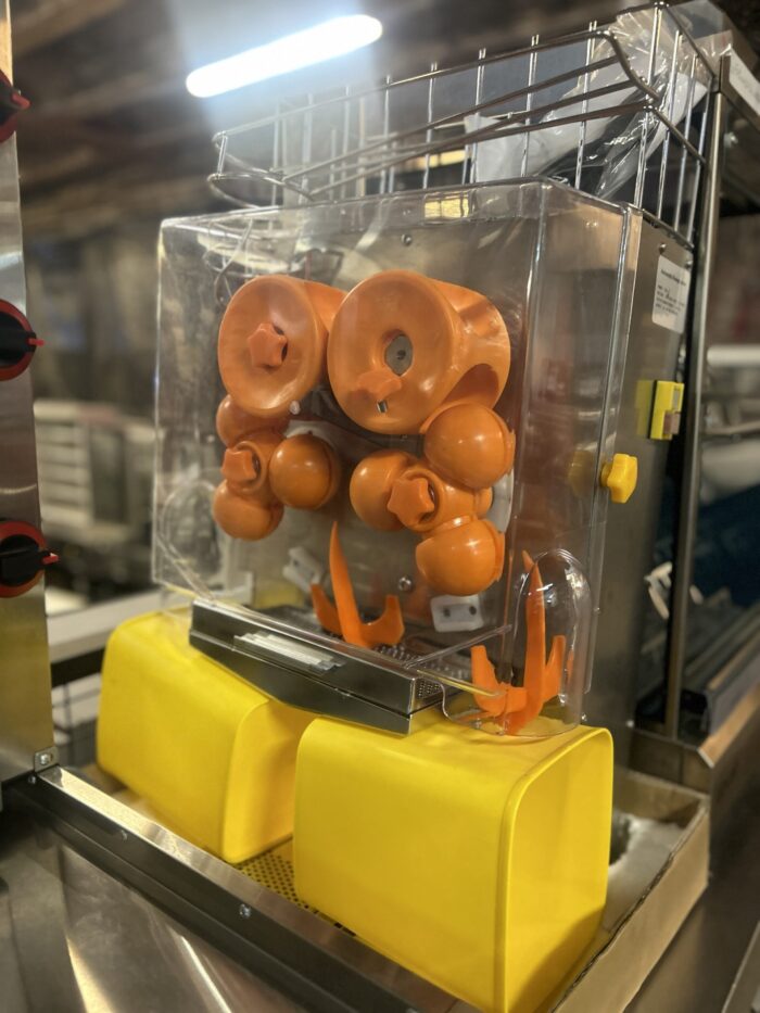 Automatic orange juicer - Image 3