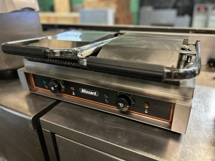 Double Panini machine (ridged plate) - Image 2