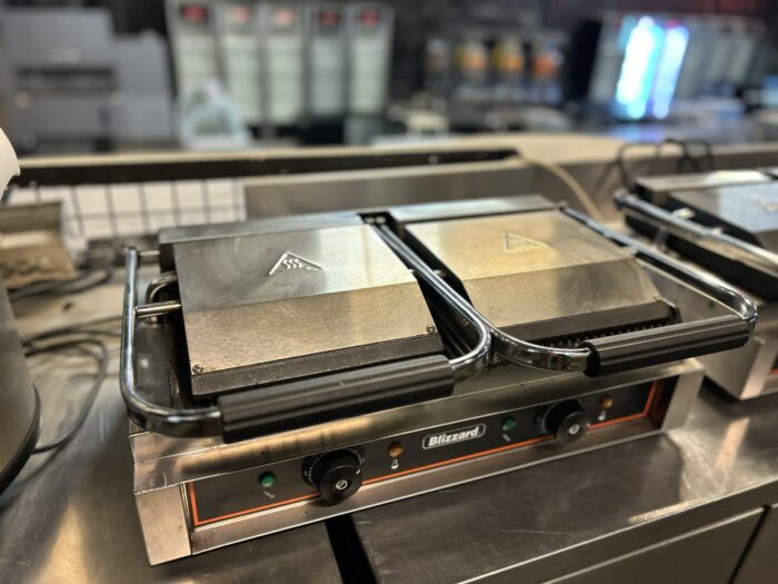 Double Panini machine (ridged plate) - Image 5