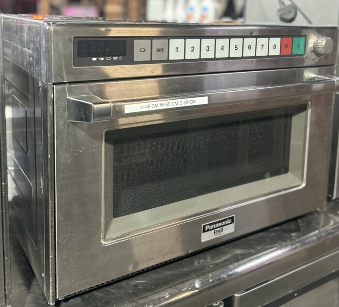 High-Capacity Microwave  - 1800W - Image 3