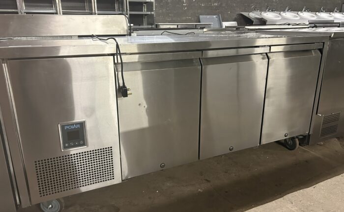 Polar 3 Door Prep Freezer - Image 3
