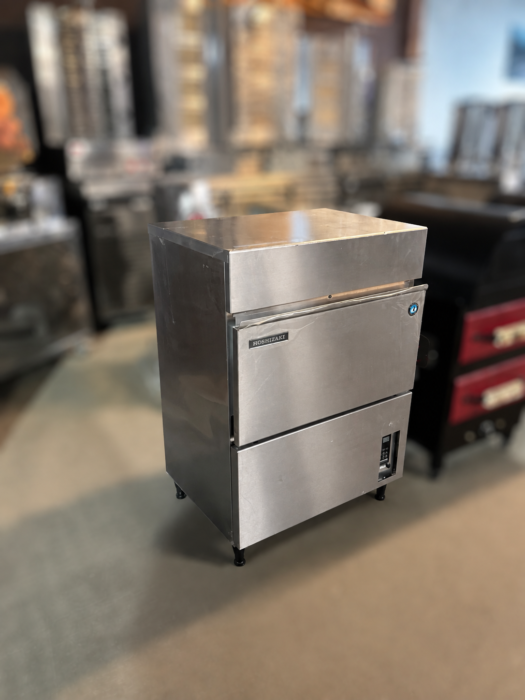Hoshizaki Ice Maker - 26 Kg - Image 3