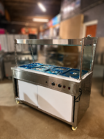 Heated Bain Marie Food Display with Sneeze Guard - Image 3